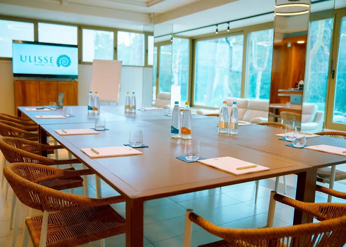 Ulisse Szálloda Marina Romea